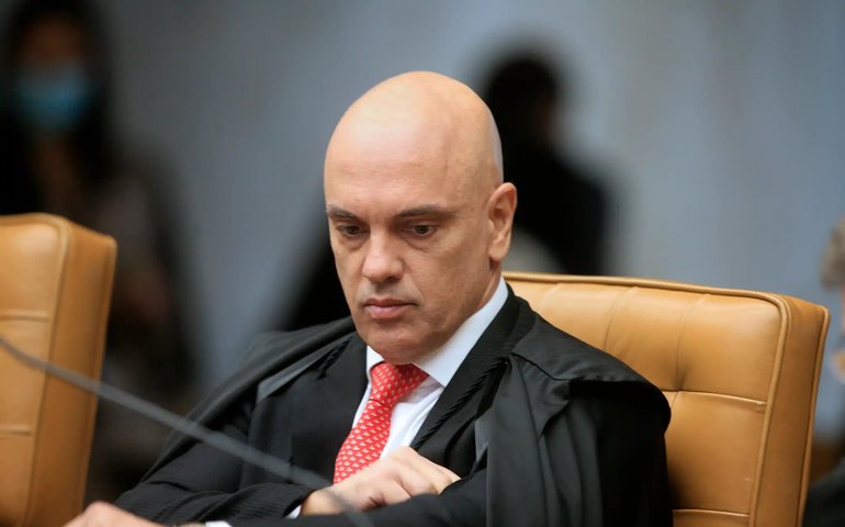 Alexandre de Moraes autoriza apreensão de emails das Americanas