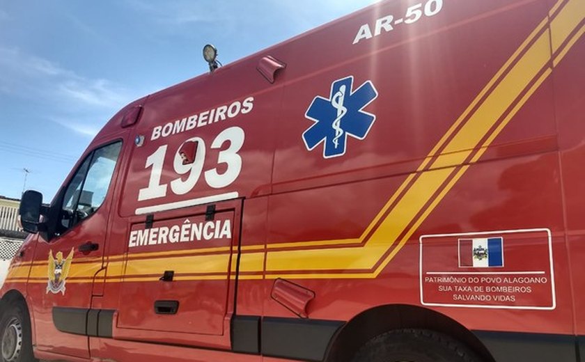 Acidente entre carro e moto deixa três feridos em Alagoas