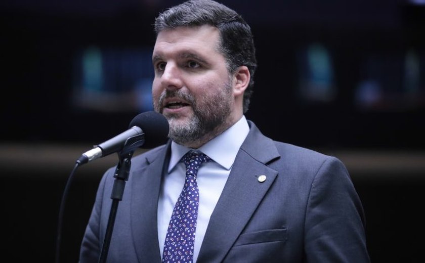 'A gente simplesmente não pode aceitar', diz presidente da FPA sobre cobrança sobre LCAs