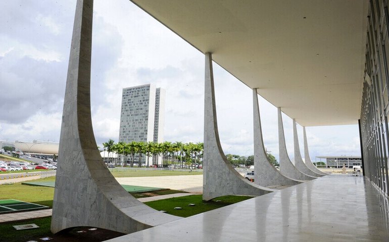 Seis MPs perdem a validade e uma tem prazo prorrogado