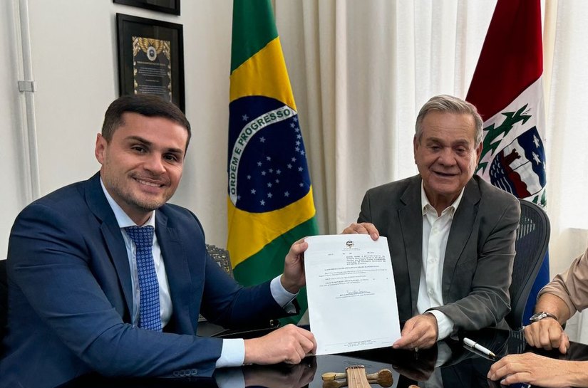 Governo reconhece acervo de Nelson da Rabeca como patrimônio cultural de Alagoas; lei é de autoria do deputado Alexandre Ayres