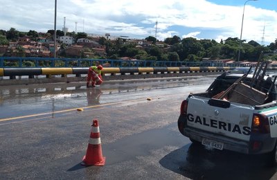 Prefeitura de Maceió alerta para entupimentos de galerias com cimento