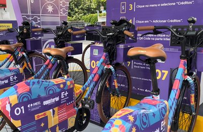 Passeio de bicicleta elétrica é opção de lazer em Maceió neste feriadão