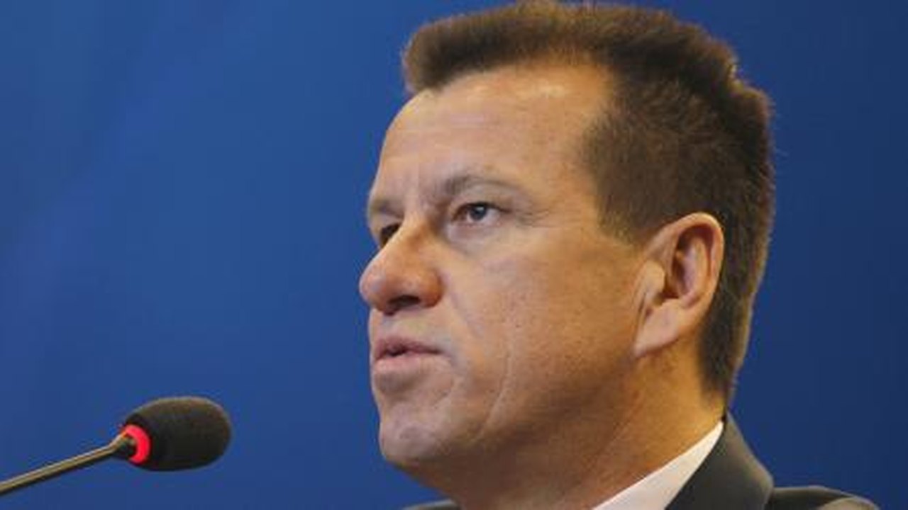 Seleção Brasileira: Dunga anuncia convocados para amistosos em novembro