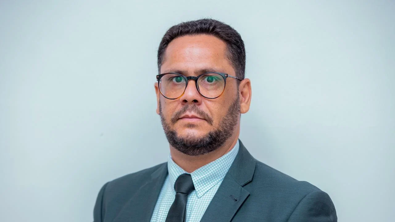 Ronnie Mota vai suportar sozinho o peso dos R$ 117 milhões do Iprev no Banco Master?