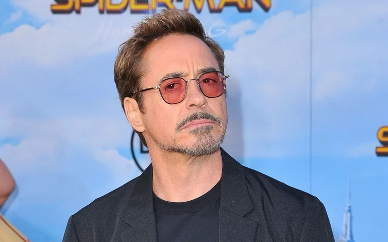 Hollywood será crucial no 'resgate' da Broadway, que terá peças com Robert Downey Jr, George Clooney e Keanu Reeves