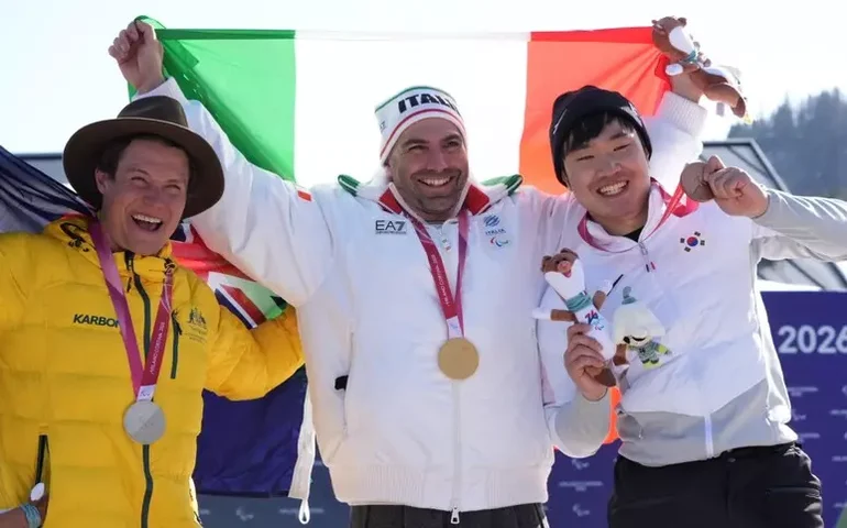 Perathoner fatura 1º ouro da Itália no snowboard nos Jogos Paralímpicos