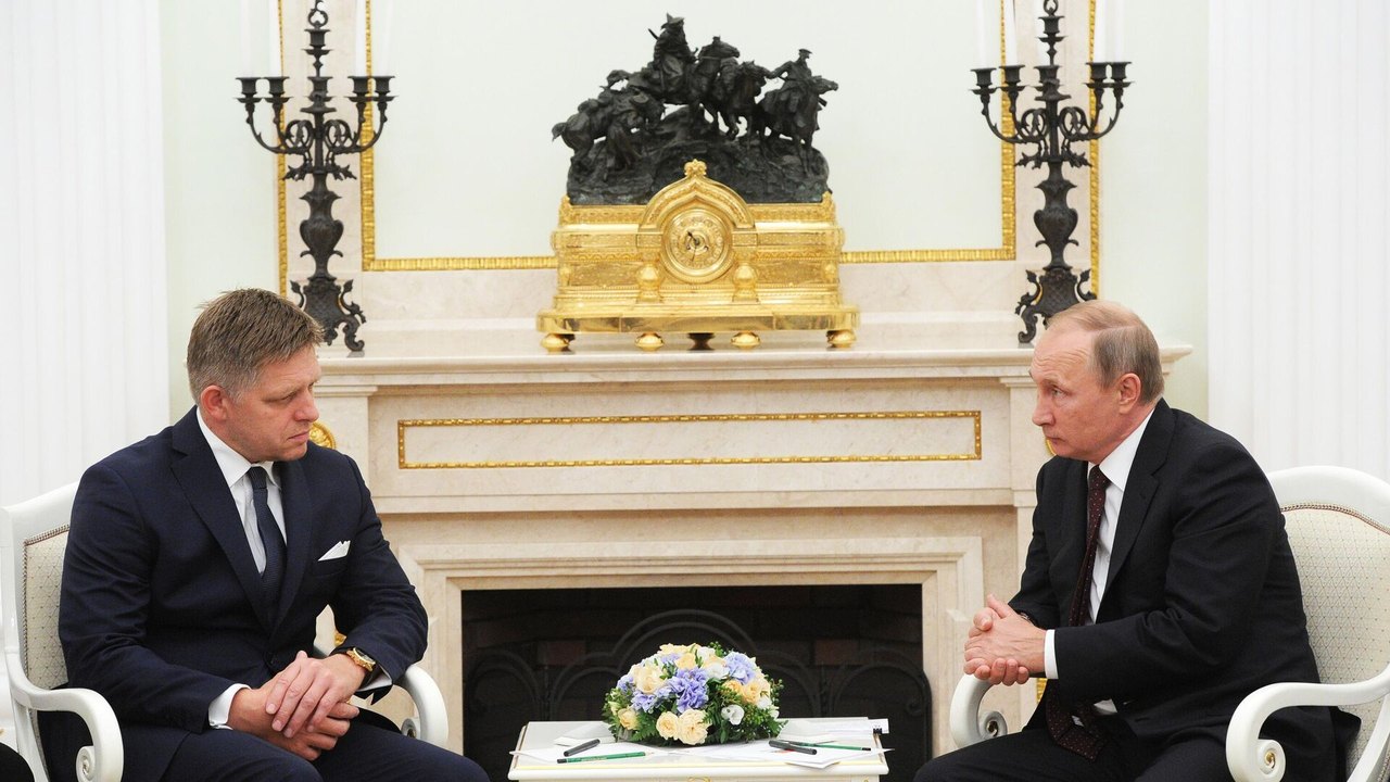Em conversa com Putin, Fico diz querer padronizar os laços bilaterais entre Eslováquia e Rússia