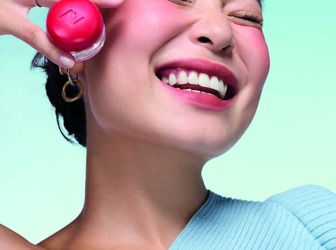Avon lança produtos de make e skincare inspirados na tendência global de K-Beauty