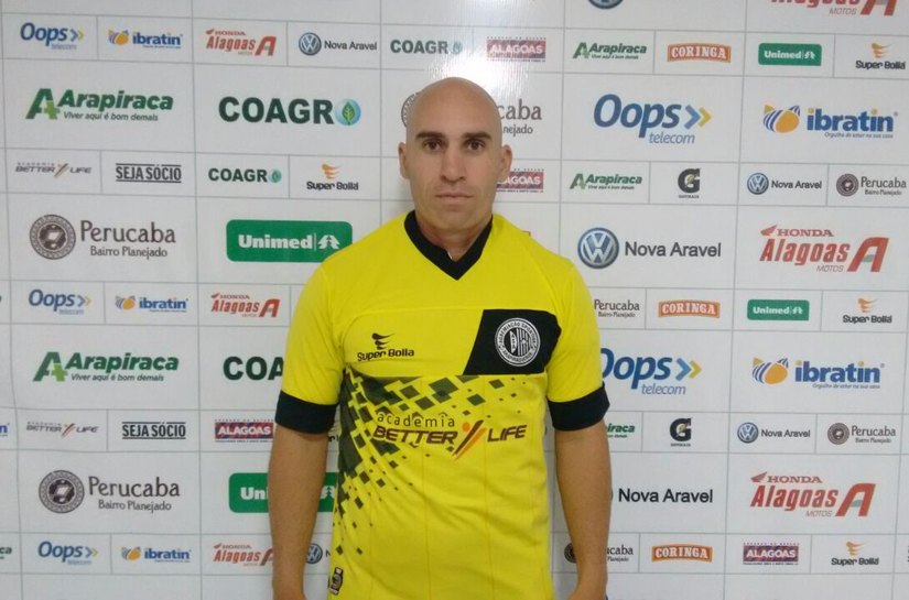 Asa acerta o retorno do volante Lucas Martins até o final da Série C