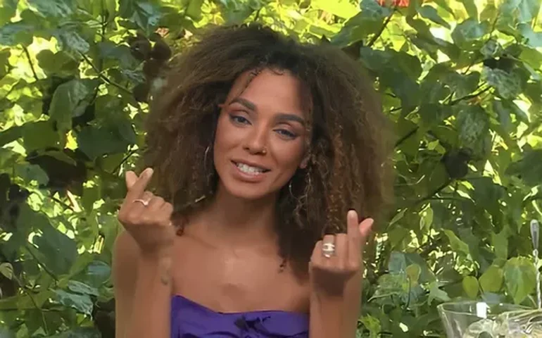 Brunna Gonçalves diz ter feito muita terapia por causa da fama de planta no 'BBB': 'Eu voltaria para o programa'