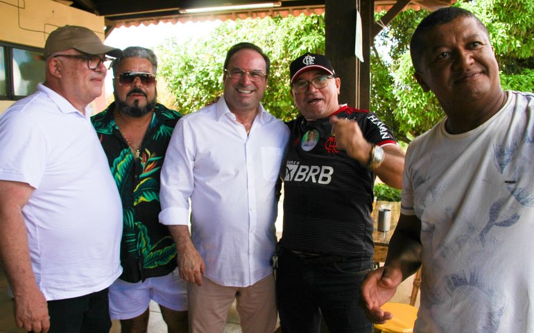 No dia do Trabalhador, Luciano destaca o trabalho do servidor na transformação de Arapiraca