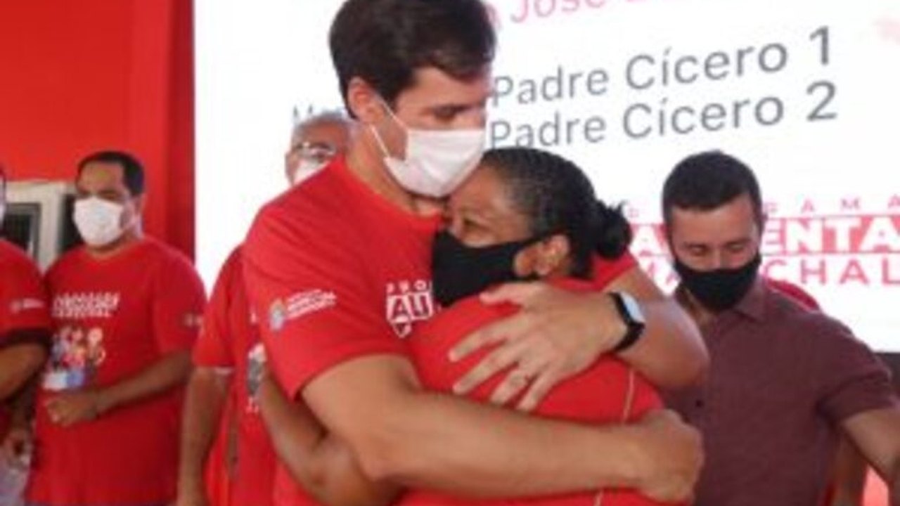Prefeito Cacau antecipa o pagamento da parcela mensal do Alimenta Marechal