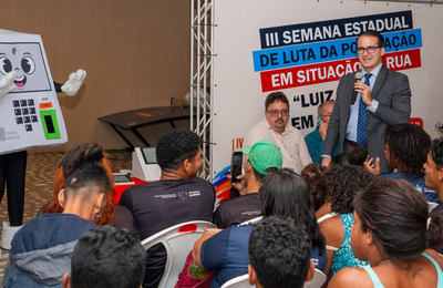 TRE/AL promove ação de educação eleitoral para pessoas em situação de rua