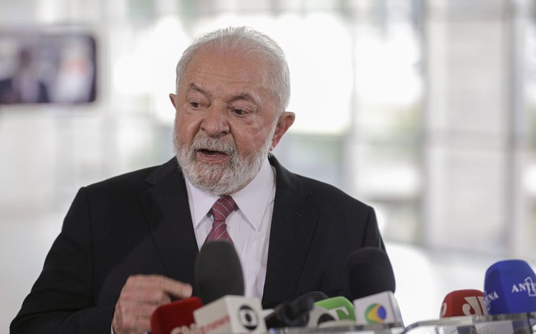 Em discurso na Guiana, Lula volta a falar em genocídio em Gaza e critica gastos militares