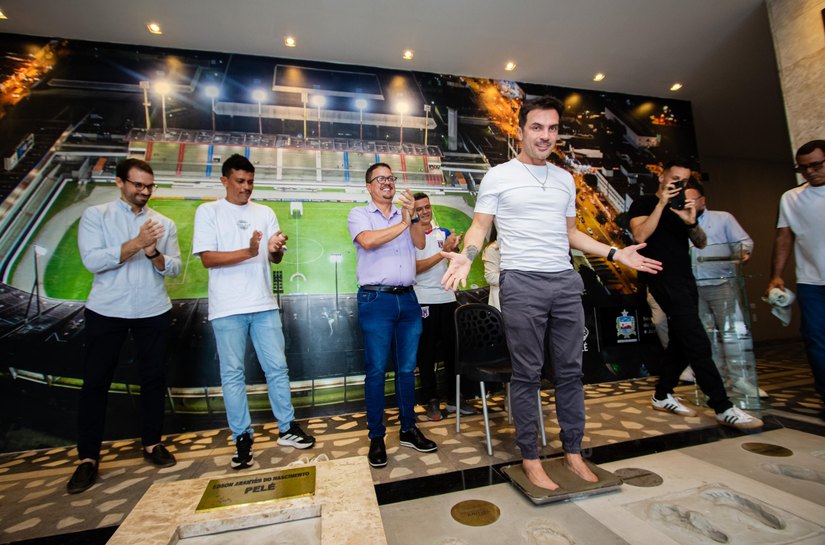 Falcão entra para o Hall da Fama do Estádio Rei Pelé em dia histórico para o esporte alagoano