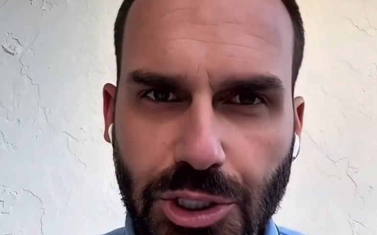 Nos EUA, Eduardo Bolsonaro tem voto anulado em sessão de vetos do Congresso