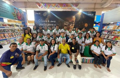 Alunos da rede municipal de Branquinha visitam Bienal do Livro