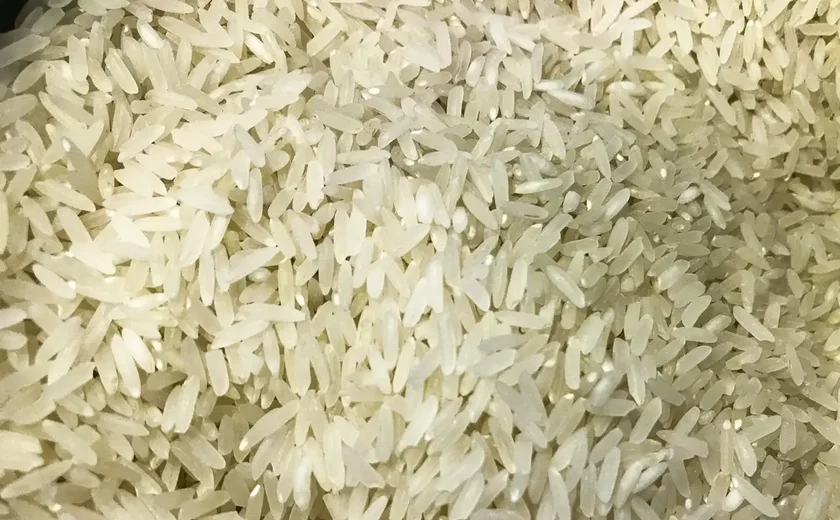 Mapa apreende 10,5 toneladas de arroz de supermercado em SP