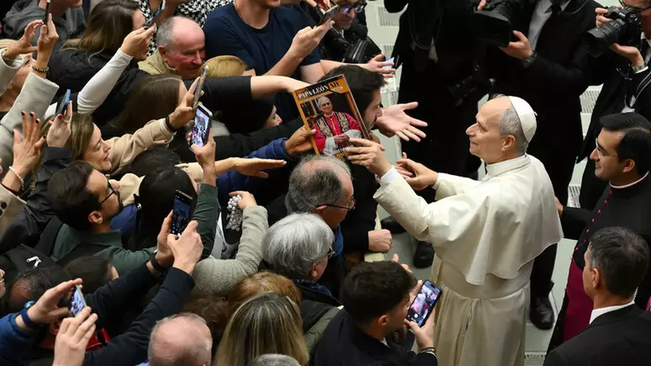 Bíblia não deve ser lida de forma 'fundamentalista', diz Papa