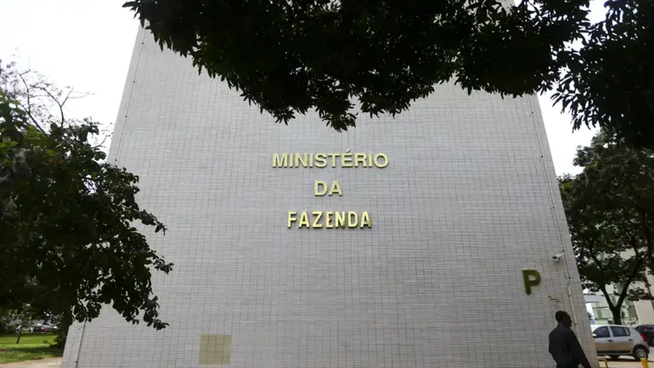 Propina de R$ 1 bi a fiscal leva Fazenda a endurecer regras de ressarcimento do ICMS-ST
