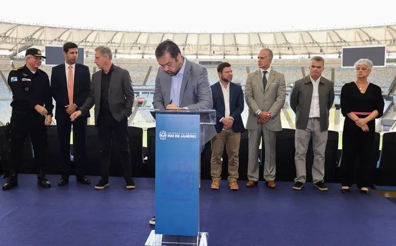 Flamengo e Fluminense assinam contrato de concessão do Maracanã por 20 anos