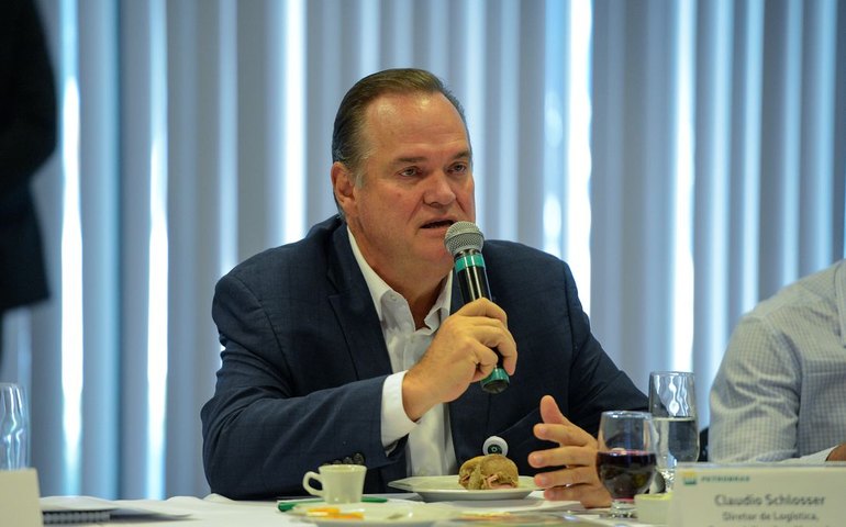 Lucro da Petrobras no 3º trimestre chega a R$ 32,6 bilhões