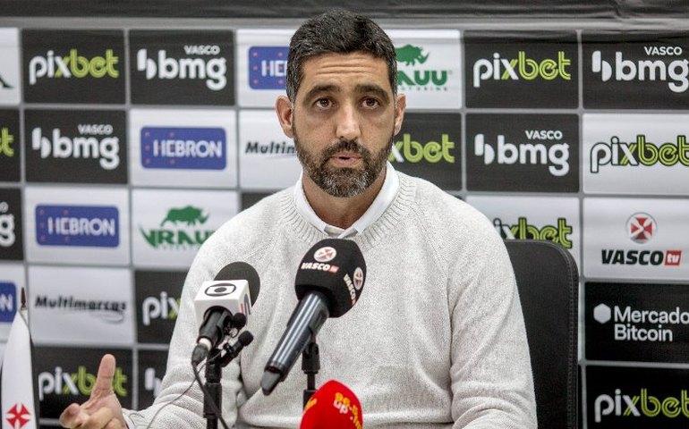 Vasco repudia atos de vandalismo contra Luís Mello: 'Covardes que fingem ser torcedores'