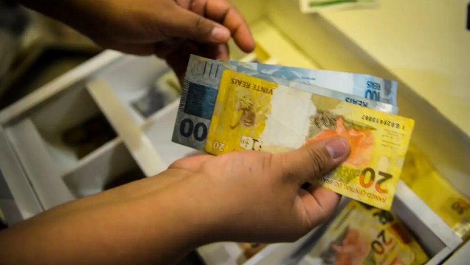 Economia brasileira cresce 0,1% no terceiro trimestre, estima FGV