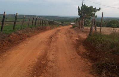 Prefeitura de Traipu recupera estradas vicinais beneficiando comunidades rurais 