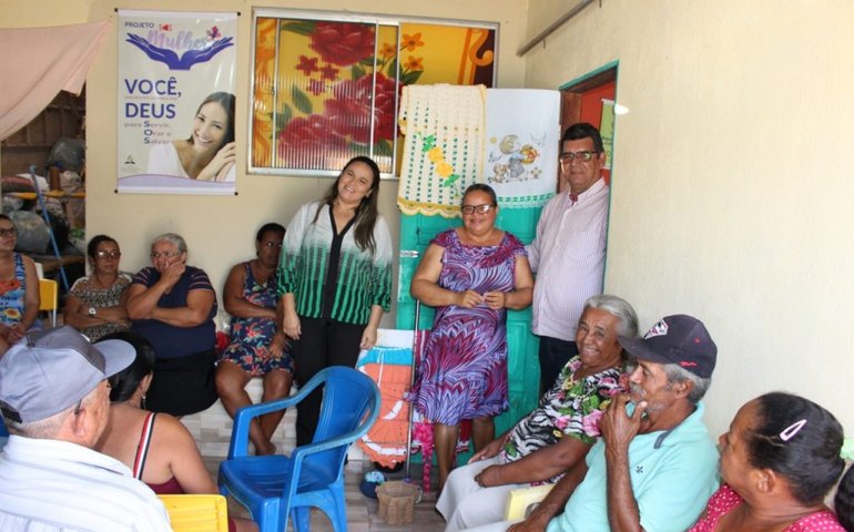 Empreendedorismo é tema de palestra para mulheres artesãs do residencial Agreste