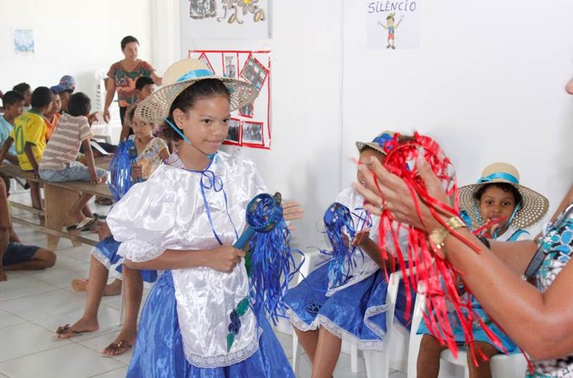 Marechal cria grupo de pastoril com crianças no conjunto Gislene Matheus