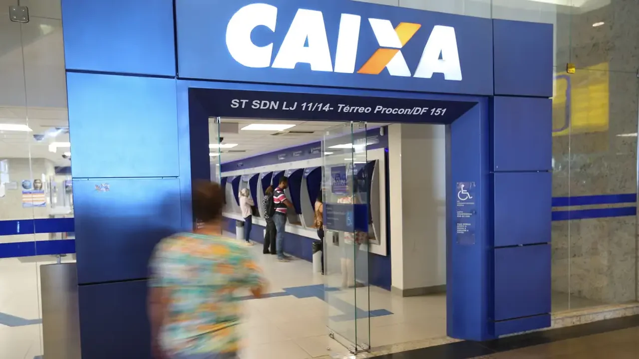 Caixa: TST determina fim da greve e reposição de dias parados