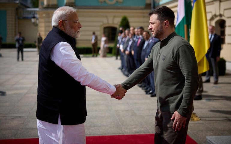 Quase dois meses após visitar Putin, premier da Índia se reúne com Zelensky na Ucrânia para tentar mediar fim da guerra