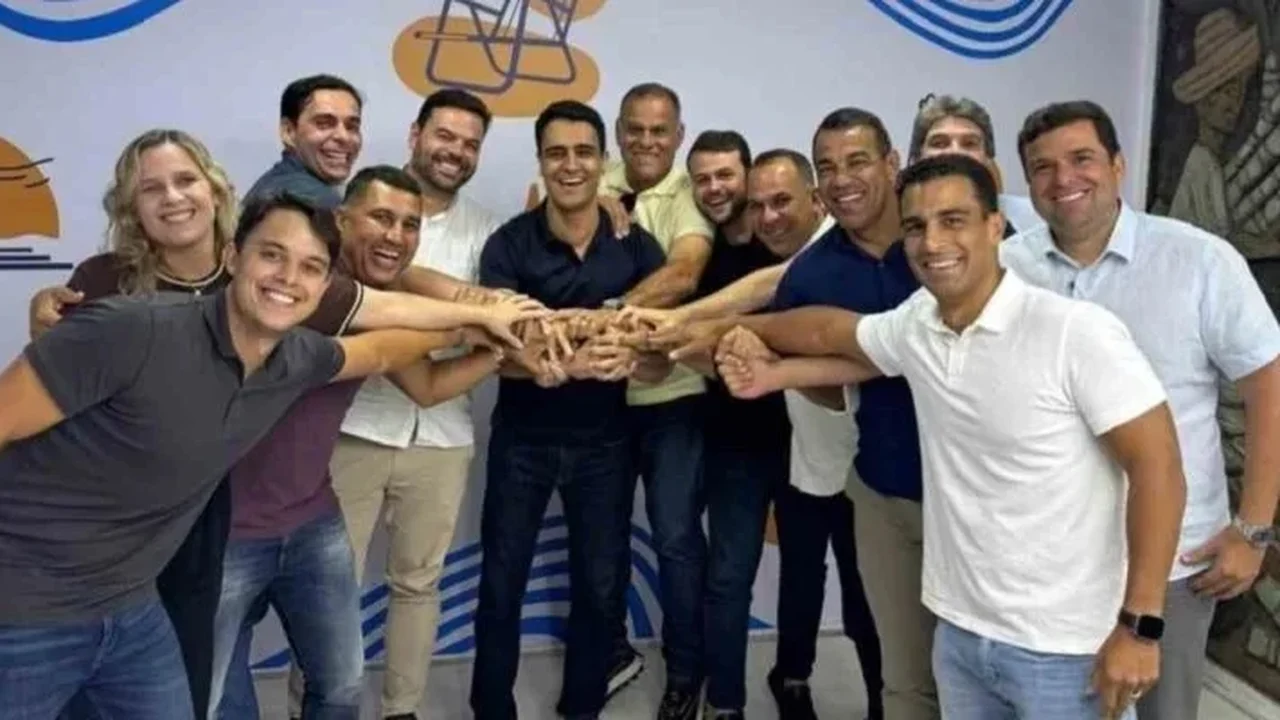“Não me deixe só”: crise no PL ameaça vereadores e isola JHC em Maceió