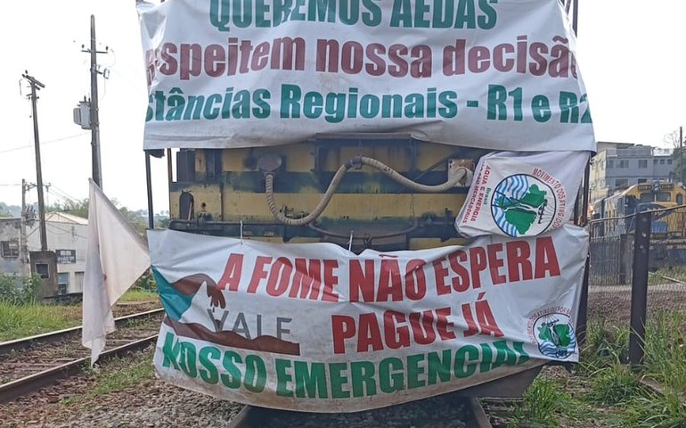 Após 72 horas de trancamento da via férrea em Mário Campos, atingidos pelo crime do Vale avançam com paralisações também em Brumadinho