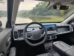 Leapmotor B10 aposta em tecnologia para ganhar espaço no Brasil - Mateus Dias (6).jpeg 