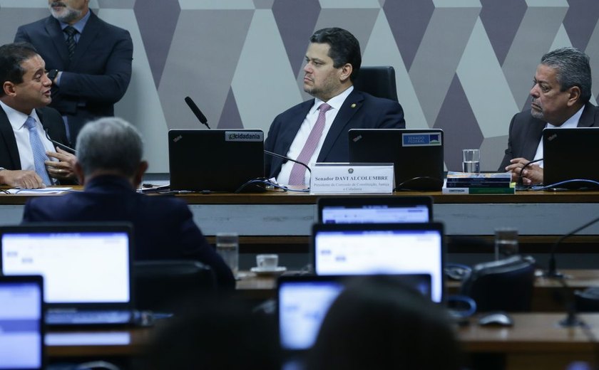 CCJ do Senado reduz prazo de inelegibilidade prevista na Ficha Limpa