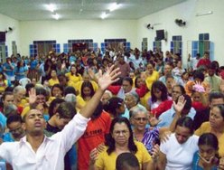 Círculo de Oração faz 34 anos na Cohab com festa