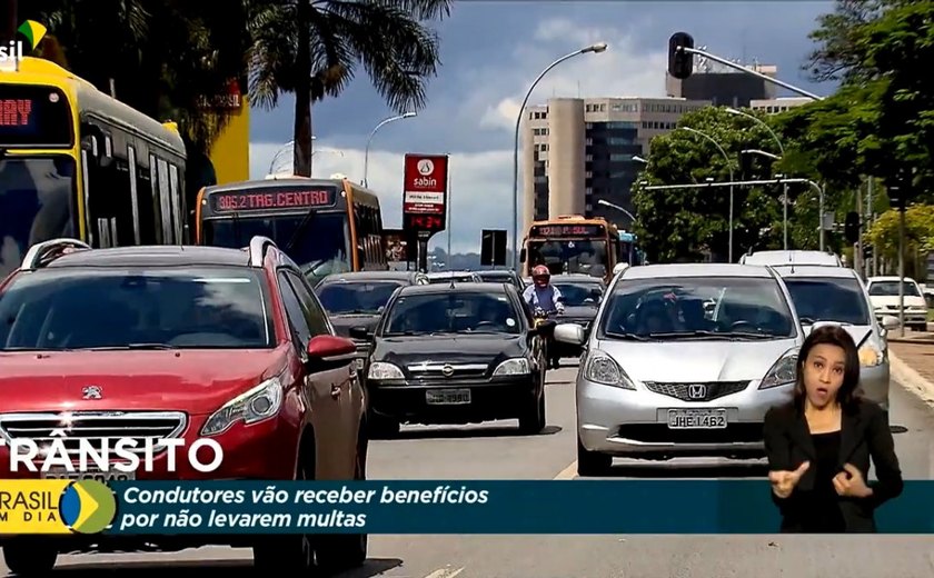 Benefícios para motoristas sem multas começam a valer hoje