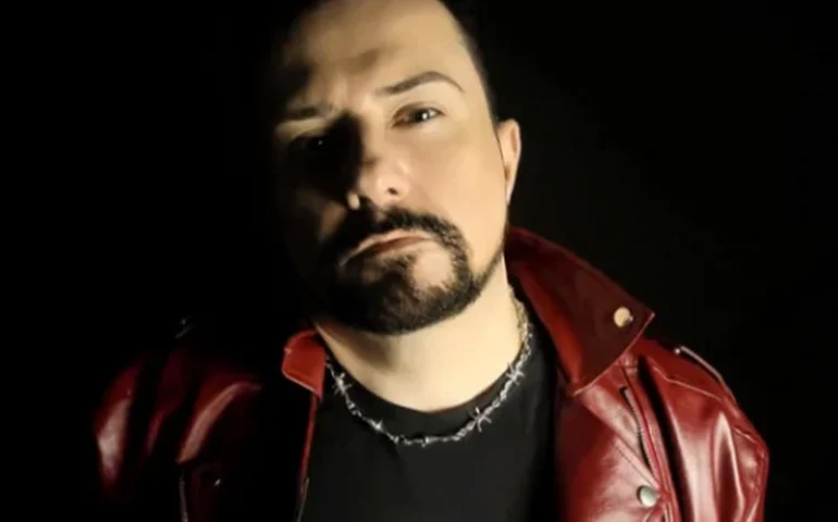 Memórias viram narrativa pop em novo EP de Brenner Bianco