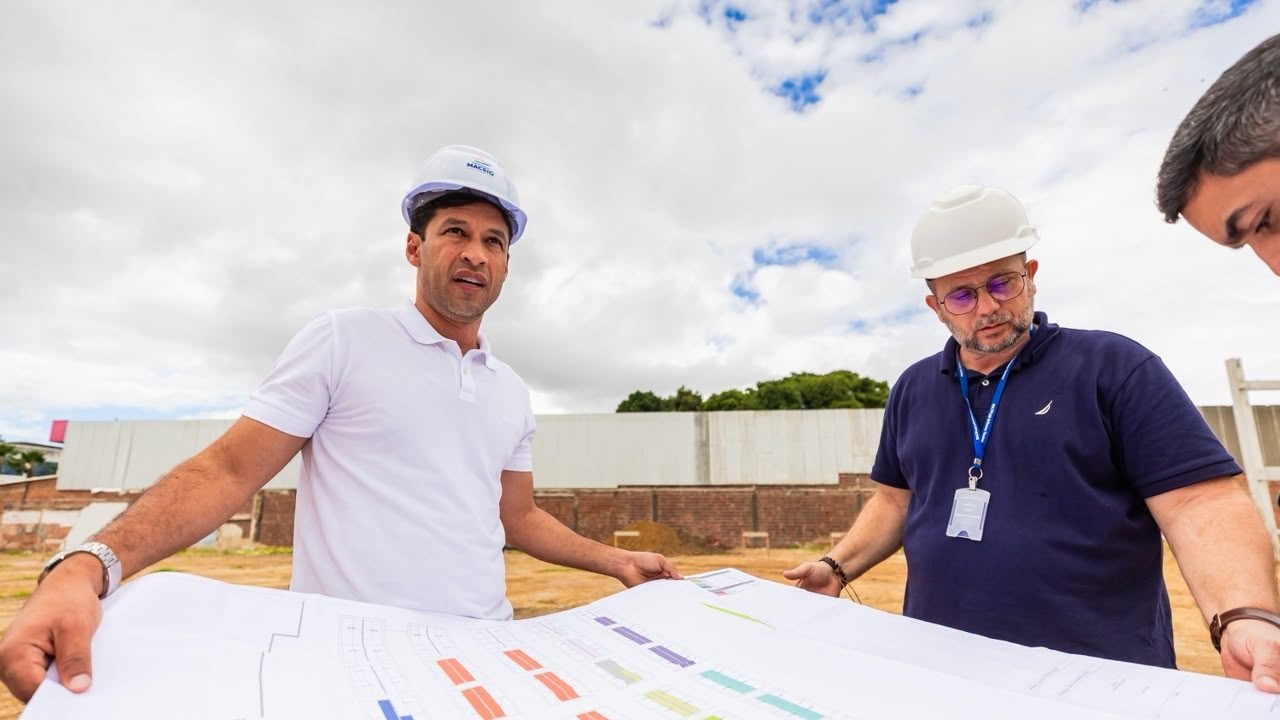 Prefeito Rodrigo Cunha acompanha início das obras do novo Mercado Público do Tabuleiro do Martins