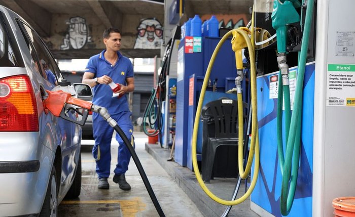 Consumidor paga a conta pela guerra desencadeada pelos EUA e Israel contra o Irã