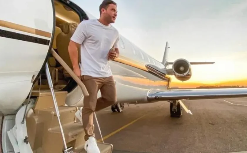 Wesley Safadão tem jatinho de R$ 37 milhões bloqueado pela justiça