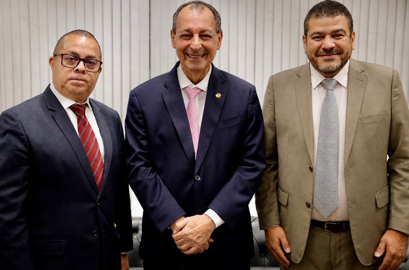 FENAJ defende fim da escala 6x1 e preservação da jornada de 5 horas dos jornalistas