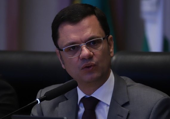 Moraes autoriza Anderson Torres a cuidar da mãe com câncer à noite