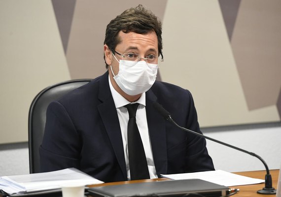 Wajngarten: não posso opinar sobre comportamento do presidente