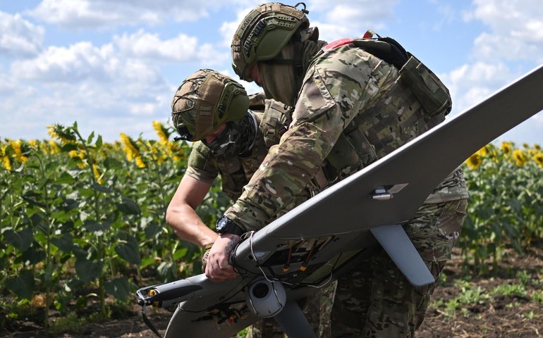 Defesa antiaérea estadunidense é impotente contra drones russos na Ucrânia, aponta analista