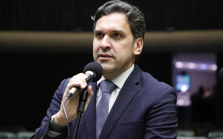 Benefícios sociais foram os que mais sofreram alterações no pacote fiscal