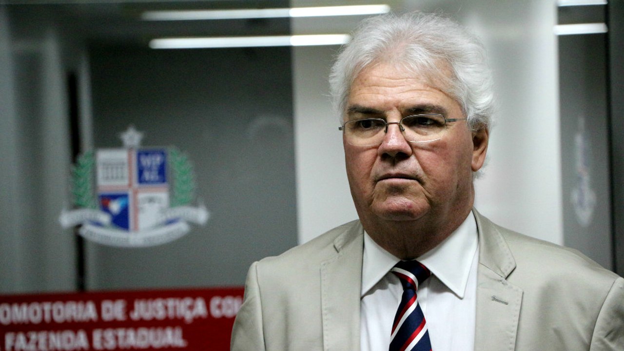 Ministério Público denuncia prefeito de Viçosa, Flaubert Torres Filho, por crime de apropriação indébita de quase meio milhão de reais
